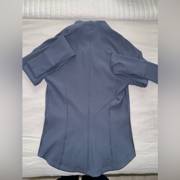LIKE NEW ATHLETA FULL ZIP JACKET BLUE - Picture 2 of 4